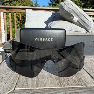 Versace,Black.